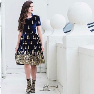 Lularoe Elegant Velvet Amelia Dress Size M